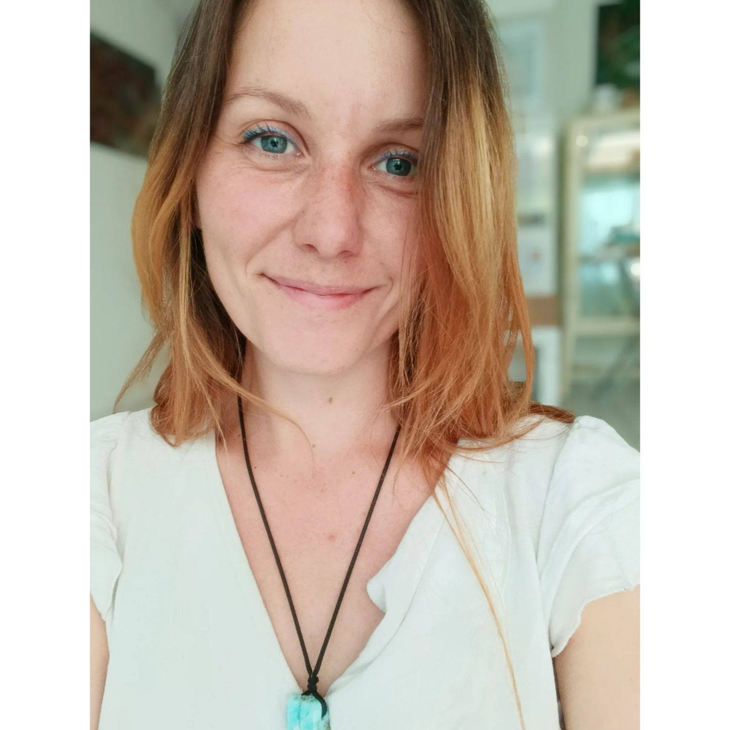 Portrait-delphine-posse Portrait Delphine Posse - Ambassadrice - Consultente certifiée AVA